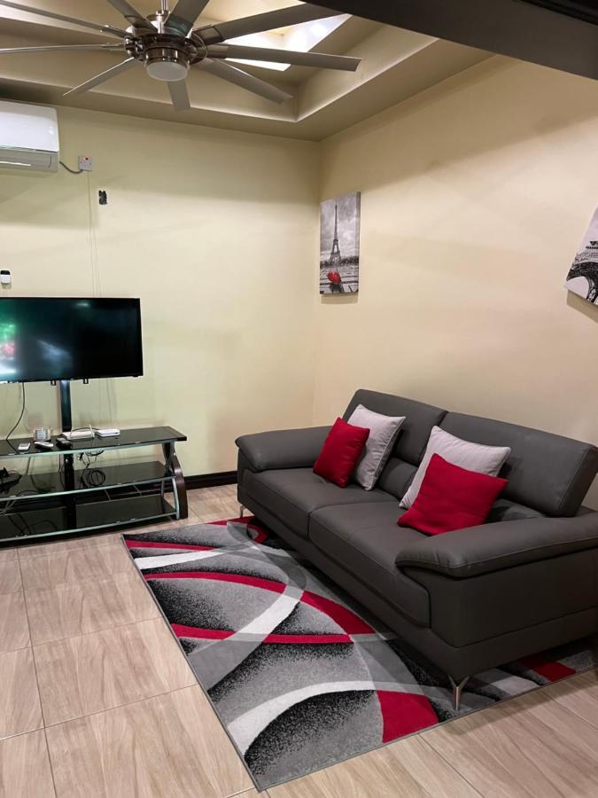 Kingston Oasis One Bedroom Экстерьер фото