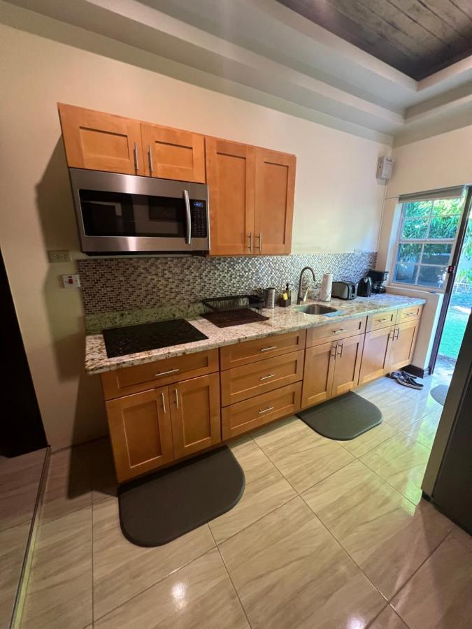 Kingston Oasis One Bedroom Экстерьер фото